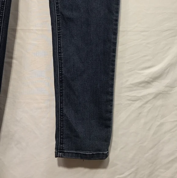SOLD NWT Democracy Absolution Ankle Skimmer Jeans Women's 6 Dark Wash Soft Comfy - Picture 4 of 11